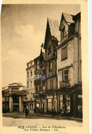 Angers * La Rue De L'oisellerie * Commerces Magasins - Angers