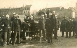 Colmar * Carte Photo * Le Sapeurs Pompiers De La Commune * Pompier * Véhicule Intervention - Colmar