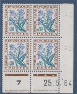 Timbre Taxe "fleurs Des Champs" Coin Daté 7  25.5.64 Neuf N°99 Myosotis 30c X4 - 1960-1969