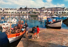 Douarnenez - Le Port De Tréboul - Bateau Pêche Pêcheur - Douarnenez