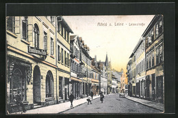 AK Alfeld A. Leine, Leinestrasse Mit Konditorei U. Café Und Geschäften - Alfeld