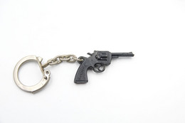 Vintage TOY GUN :  SCHICK Revolver - L=4,5cm - Keychain 1960s - Keywords : Cap - Cork Gun - Rifle - Revolver - Pistol - Armes Neutralisées