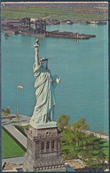 Statue Of Liberty, NY / 15c Summer Olympics Solo Postcard - Posted 1973 - Statue Of Liberty