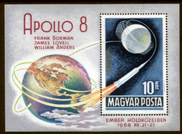 HUNGARY 1969 Apollo 8 Block MNH / **.  Michel Block 68 - Ungebraucht