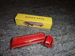 Dinky 32C Tracteur Panhard Esso + Boite - Dinky