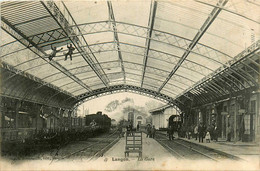 Langon * Intérieur De La Gare * Train Wagons * Ligne Chemin De Fer De Gironde - Langon