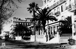 St Raphaël * Vue Sur Hôtel Continental Et Le Casino * Rue De La Commune - Saint-Raphaël