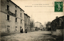 CPA MONTFAUCON - Rue De La Gare A Droite Le Grand Basset (517908) - Montfaucon En Velay
