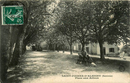 St Pierre D'albigny * La Place Aux Arbres * Villageois - Saint Pierre D'Albigny