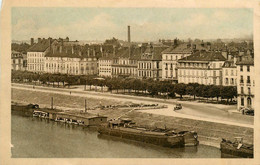 Châlon Sur Saône * Vue Sur Le Quai Gambetta * Péniche Batellerie - Chalon Sur Saone