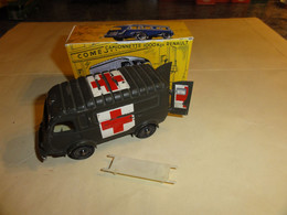 CIJ Renault 1000kgs Ambulance Militaire + Boite - CIJ