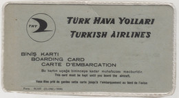 TURKISH AIRLINES BOARDING CARD VERY RARE - Mundo