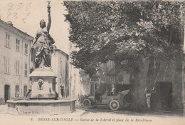 CPA 83 BESSE SUR ISOLE STATUE LIBERTE PLACE DE LA REPUBLIQUE AUTO - Besse-sur-Issole