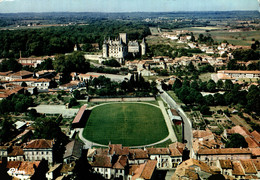 N°85812GF -cpsm  Le Stade à La Rochefoucauld- - Stades