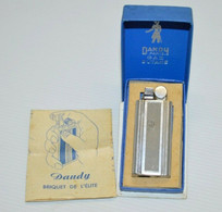 ANCIEN BRIQUET DANDY PARIS à Gaz Dans Sa Boite D'origine Avec Notice COLLECTION Déco VITRINE OBJET DU FUMEUR - Autres & Non Classés