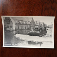 Zeeland Watersnood // Het Eiland Walcheren Onder Water Serie 1 No. 8 // 1946 - Zonder Classificatie