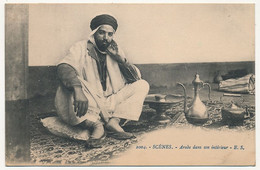 CPA - (Algérie) - Types - Arabe Dans Son Intérieur - Men