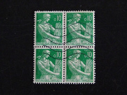 FRANCE YT 1231 OBLITERE BLOC DE 4 TIMBRES - MOISSONNEUSE - 1957-1959 Mäherin