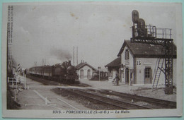 CPA 78 Porcheville - La Gare Et La Halte - Vue Des Quais Avec Locomotive Vapeur    A Voir ! - Porcheville