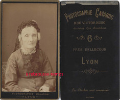CDV Par Cavaroc à Lyon-femme âgée-mode - Old (before 1900)