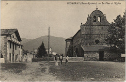 CPA AK Bidarray La Place Et L'Eglise FRANCE (1131861) - Bidarray