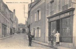 CPA 91 DOURDAN RUE D'ETAMPES - Dourdan