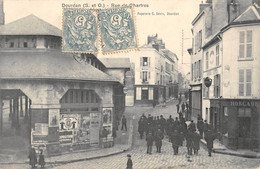 CPA 91 DOURDAN RUE DE CHARTRES (cpa Toilée - Dourdan