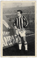 CPA Dédicacée  Giampiero Boniperti  1956  ** Une Figure De La Juventus De Turin ** Squadra Nationale Italiane * Football - Fútbol