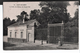 38. Sucy En Brie. La Grille Du Château Du Grand Val. De Léonie Boux à M. Et Mme Poly à Paris. 1910. - Sucy En Brie