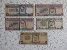 Lot 5 Billets Saudi Arabian 10 / 5 & 1 Riyals Divers états - Saoedi-Arabië