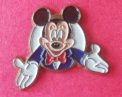 PIN'S -  DISNEY - Mickey - Disney