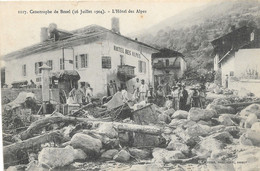 73. Catastrophe De BOZEL 1904 . L'Hotel Des Alpes . CPA Animée . - Bozel