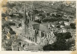 CHARTRES LA CATHEDRALE VUE AERIENNE - Chartres