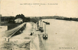 Cadillac Sur Garonne * Un Coin Du Port * Bateaux Péniche - Cadillac