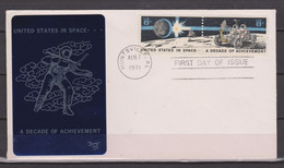 U.S IN SPACE A DECADE OF ACHIEVEMENT AUG 2,1971 HUNTS WITH METAL CACHET 1971 ; SPACE Ruimtevaart - Nordamerika