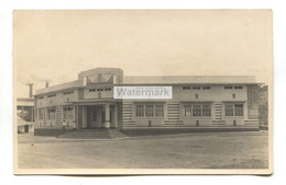 Africa - Unknown Building, Might Be A School - Old Real Photo Postcard - Unclassified