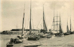 Pauillac * Le Chenal Du Gaet * Bateau Voilier Goélette * Péniche - Pauillac