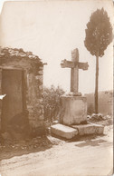Photographie - Croix Commémorative - Cabane De Pierres - Méditerrannée ? Lieu à Situer - Photographie