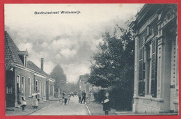 NL.- Winterswijk, Gasthuisstraat. Uitgave H. V. Nijkerken. Lev. Foto J.S. V.d. Zijl, Groningen - Winterswijk
