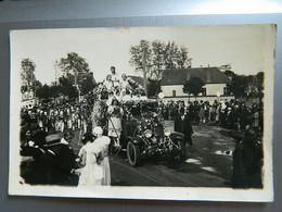 DEFILE CARNAVAL CARTE PHOTO LIEU A IDENTIFIER     AU FONDS INSCRIPTION HOTEL TERMINUS ET DE LA GARE - Carnaval