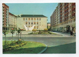 - CPM VITORIA (Espagne) - Monument Aux Morts Et Jardins - - Álava (Vitoria)