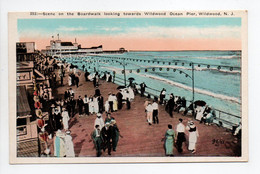 - CPA WILDWOOD (USA / New Jersey) - Scene Of The Boarwalk Looking Towards Wildwood Ocean Pier - - Autres & Non Classés