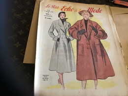 Le Petit écho De La Mode 1950 Paris Plus De Photos De L’intérieur Sur Demande - Moda