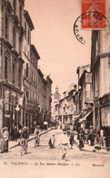 Valence (Drôme) La Rue Madier-Montjau, Cyclistes, Café - Carte LL N° 57 - Valence