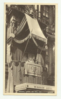 MONTREAL - KING GEORGE VI AND QUEEN ELIZABETH, APPEARING ON THE BALCONY OF  THE WINDSOR HOTEL 1939 - NV FP  FP - Montreal