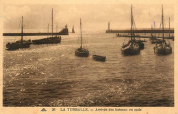 La Turballe * Arrivée Des Bateaux En Rade * Pêche * Jetées * Phare - La Turballe