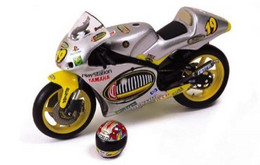 Yamaha YZR 250 - Olivier Jacques - Moto 250cc - Champion 2000 #19 - Ixo (1:24) - Motorcycles