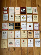 Lot De 30 étiquettes De Bouteilles De Vin - Collections & Sets