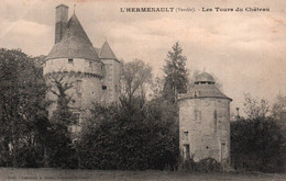 L'Hermenault : Les Tours Du Château - L'Hermenault