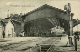 Perpignan * Intérieur De La Gare * Ligne Chemin De Fer Pyrénées Orientales - Perpignan